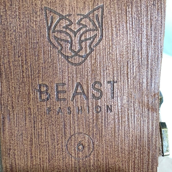 Beast Fashion pointy leather triple buckle western heels Tan booties size 6 NWOT - Picture 9 of 16